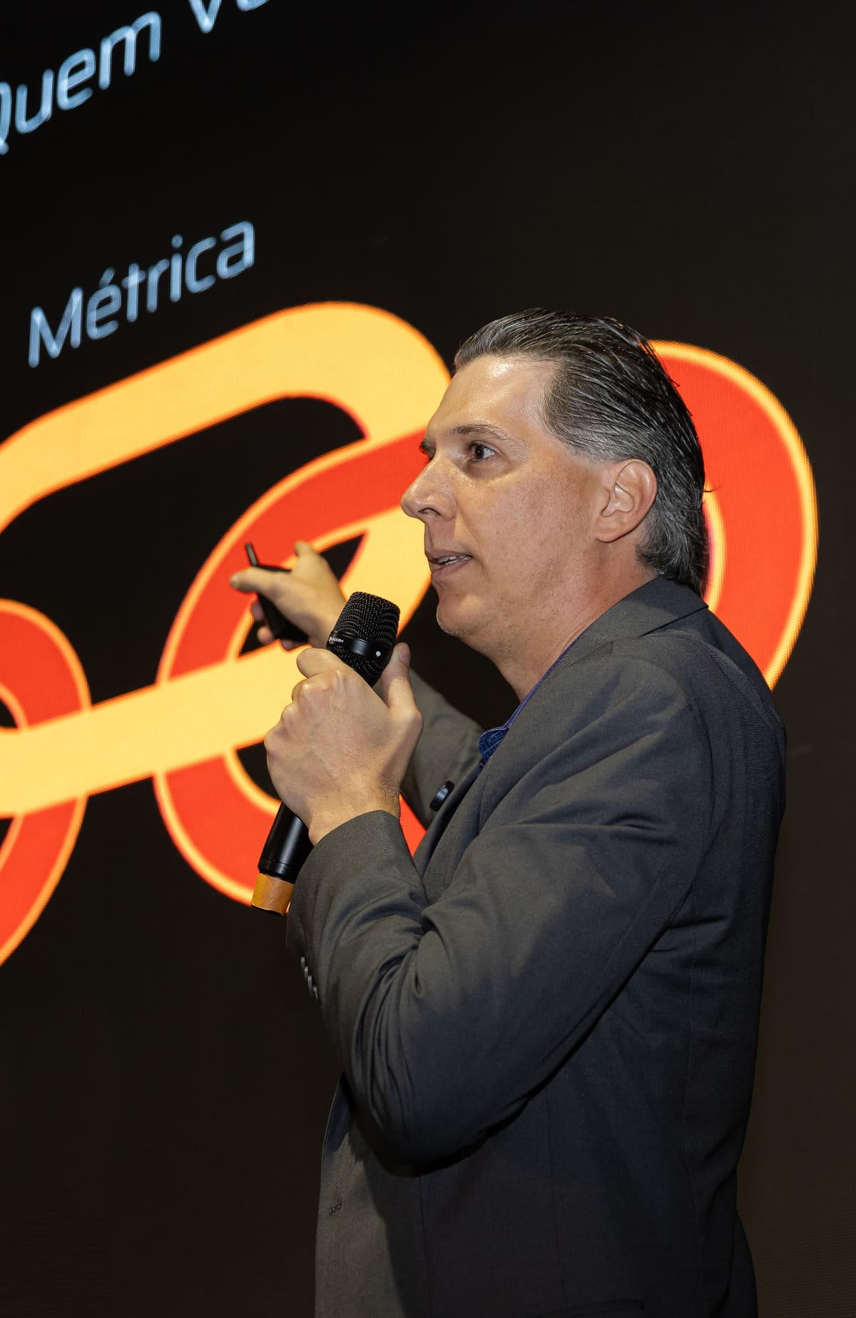 Marcelo Klai - Especialista em IA para Negócios